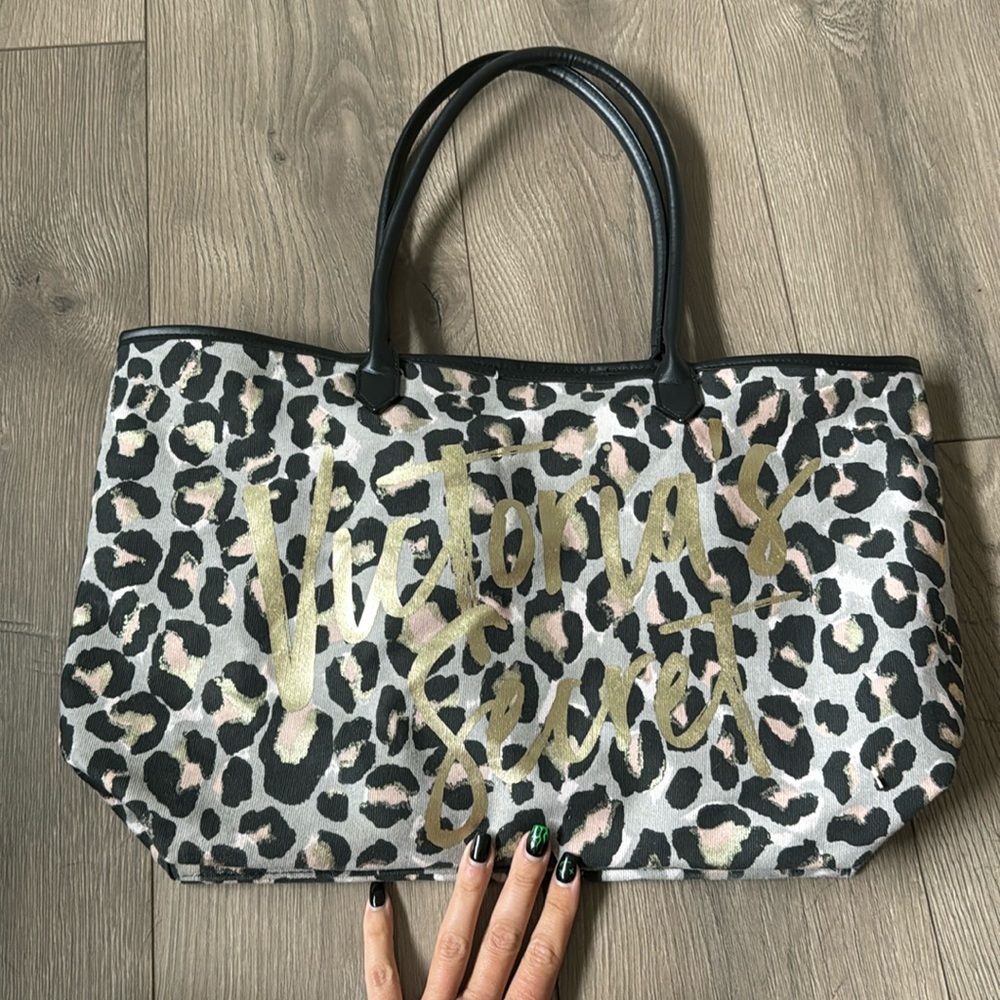 Victoria’s Secret Bag
